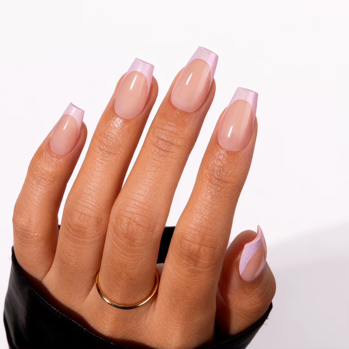 Luma Lilac Coffin nails on hand